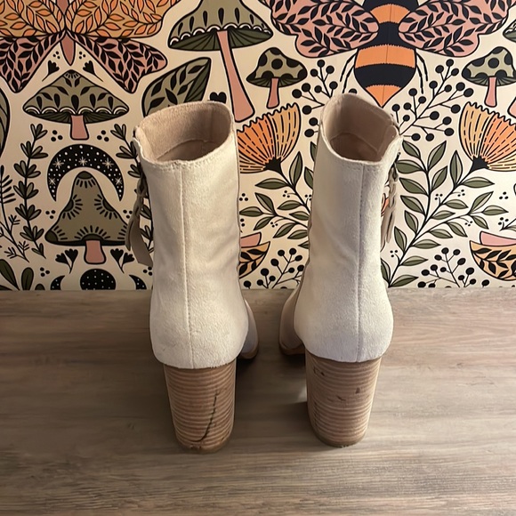 Splendid size 9.5 Kimberly boots in Fawn - Picture 5 of 7